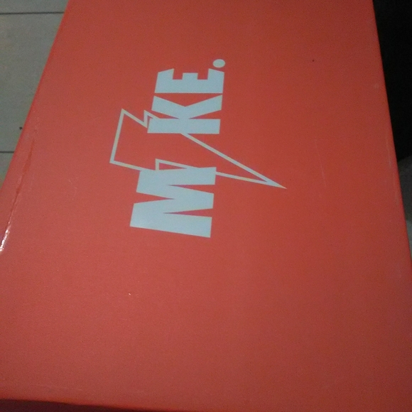 BNIB FIRST JORDAN NIKE GATORADE SERIES AIR JORDAN ONE RETRO HI RARE BLUE LAGOON - Picture 12 of 16